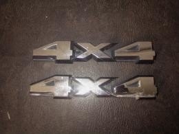 Embleem 4x4 chrome dik XJ/gebruikt